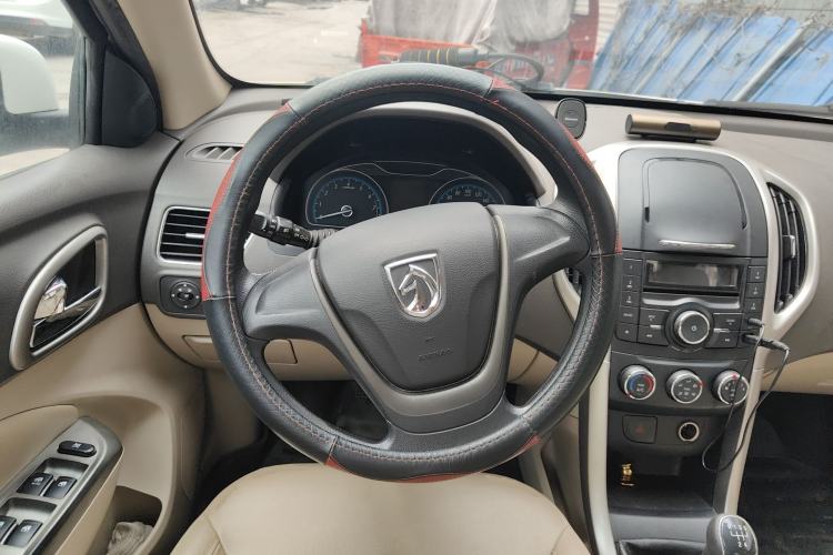 Used Baojun 630 2014 1.5L manual Comfort trim level
