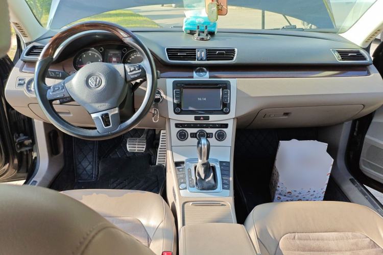 Used Volkswagen Magotan 2015 1.8TSI Prestige Model
