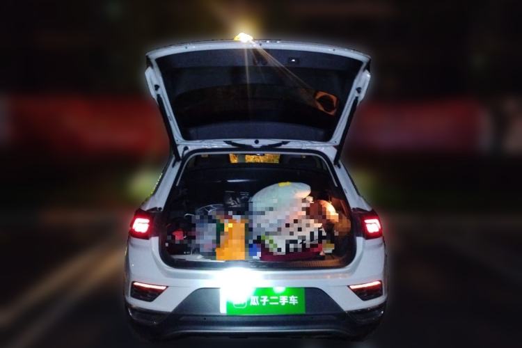 Used Volkswagen T-ROC 2021 280TSI DSG Two-Wheel Drive Comfort Connect Edition Trunk