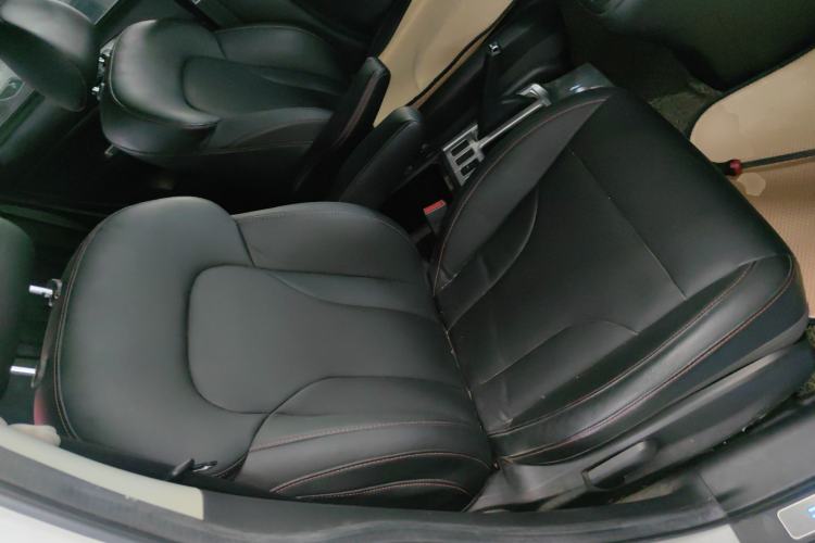 Used Haval H6 2013 Upgraded Model 1.5T Manual Two-Wheel Drive Elite Version