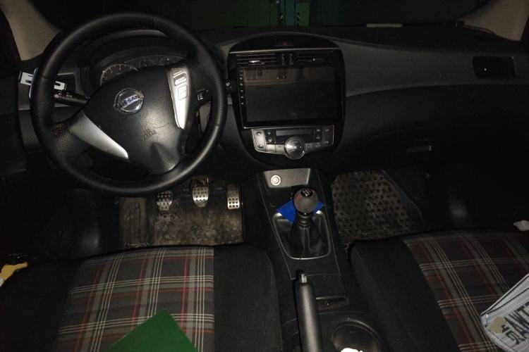 Used Nissan Tiida 2011 1.6T Manual Xuan Dong Edition
