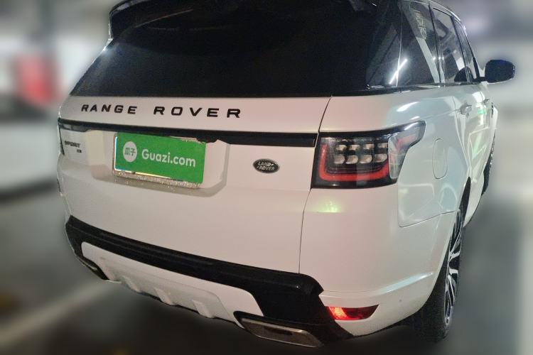 Used Land Rover Range Sport 2021 3.0 L6 YAO Black Edition
