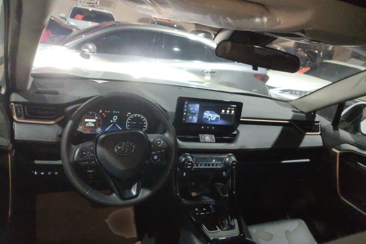 Used Toyota Wildlander 2024 2.0L CVT Two-Wheel Drive Luxury PLUS Edition