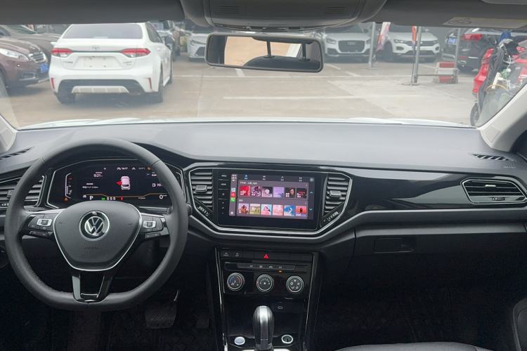 Used Volkswagen T-ROC 2021 280TSI DSG Two-Wheel Drive Comfort Connect Edition