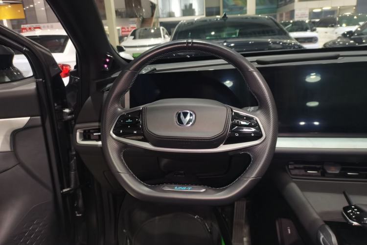 Used CHANGAN UNI-T 2023 Second-Generation 1.5T Prestige Model Steering Wheel