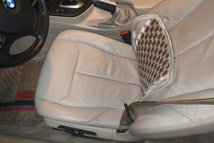 Used BMW 3 Series 2013 320i Sport Edition Driver Seat