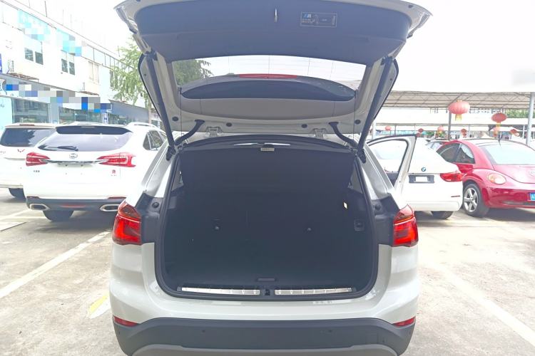 Used BMW X1 New Energy 2018 xDrive25Le Luxury Model Trunk