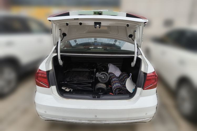 Used Volkswagen Jetta 2019 Dream Edition 1.5L Automatic Comfort Version Trunk