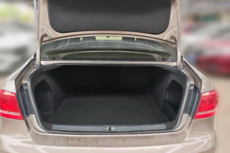 Used Volkswagen Magotan 2012 Revised 1.4 TSI Luxury Version