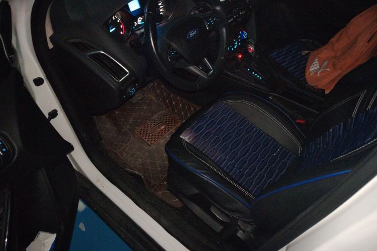 Used Ford Focus 2017 Sedan 1.6L Automatic Fashion Edition Smart Drive Version Driver Seat