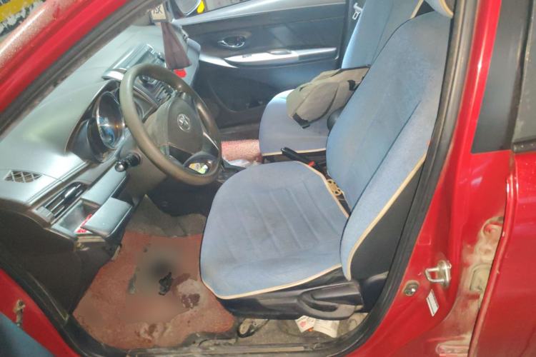 Used Toyota YARiS L Zhi Xuan 2015 1.5E Automatic Charm Edition