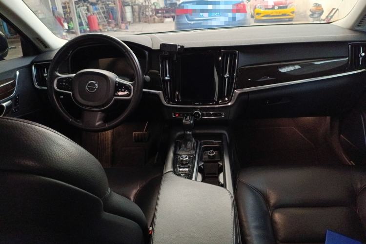 Used Volvo S90 2018 T4 Zhiyuan Edition