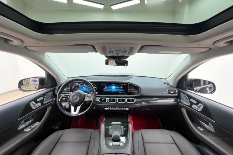 Used Mercedes-Benz GLS 2021 GLS 450 4MATIC Stylish Model Interior 9