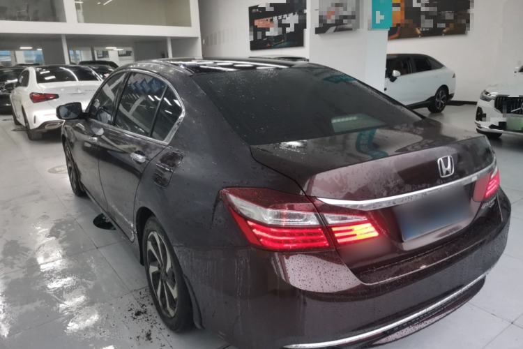 Used Honda Accord 2016 2.4L Luxury Edition Rear Left 45 Deg