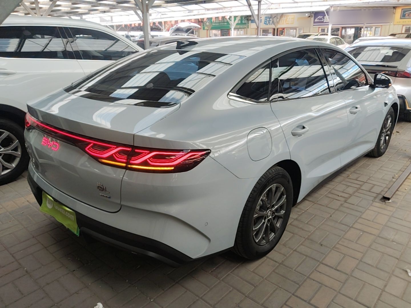 BYD Qin L 2025 DM-i Smart Drive 80KM Leading Model — снимка 6