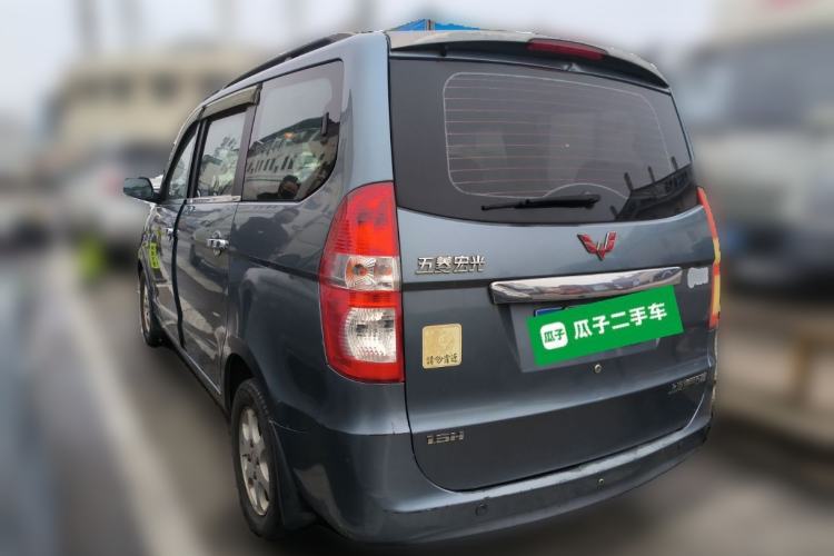 Used Wuling Hongguang 2013 1.5L Luxury Model
