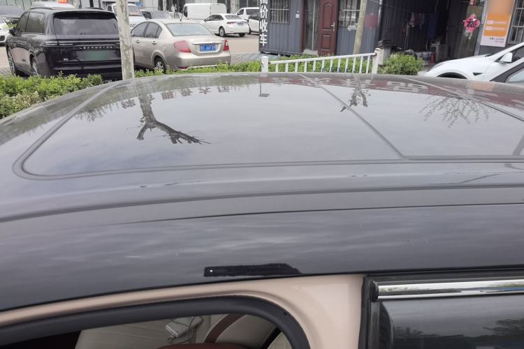 Used ORA Good Cat 2021 400km Standard Range Venus Edition Lithium-Ion Battery Roof