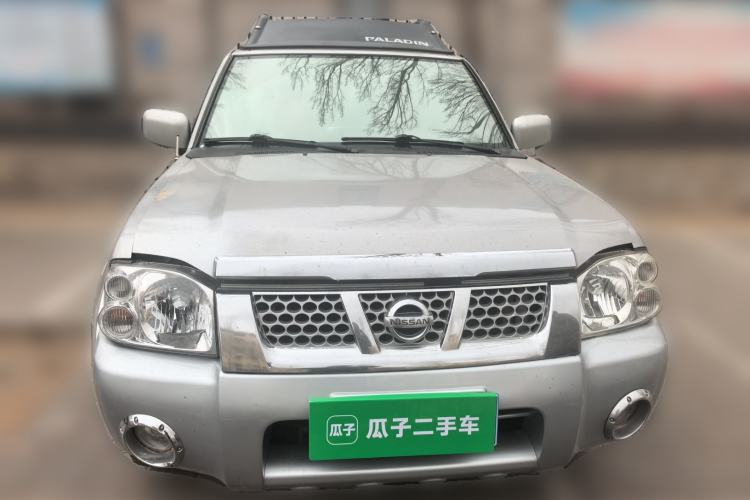 Used Nissan Paladin 2008 2.4L 4x4 Standard Edition Front