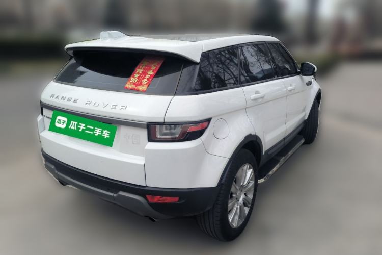 Used Land Rover Range Evoque 2018 240 PS SE Smart Brilliance Edition Rear Right 45 Deg