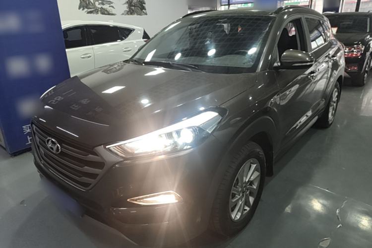 Used Hyundai Tucson 2018 1.6T Dual-Clutch Two-Wheel Drive 15th Anniversary Special Edition