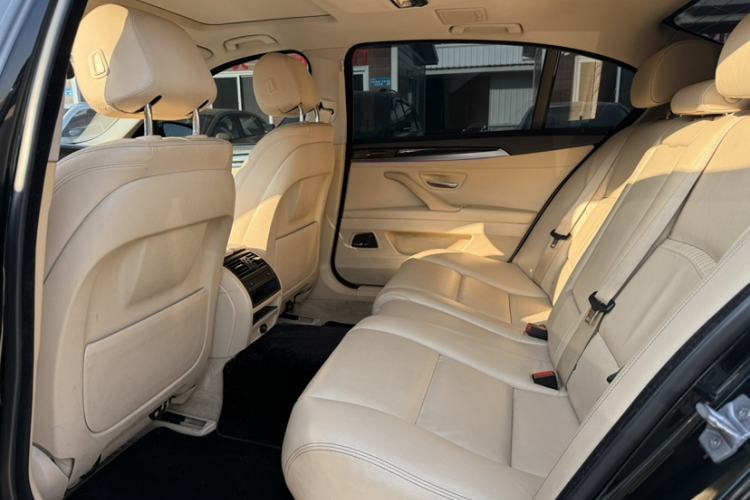 Used BMW 5 Series 2014 525Li Luxury Design Package