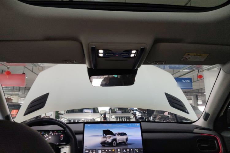 Used Formula Leopard Titanium 3 2025 501KM All-Wheel Drive Intelligent Driving Ultra Version