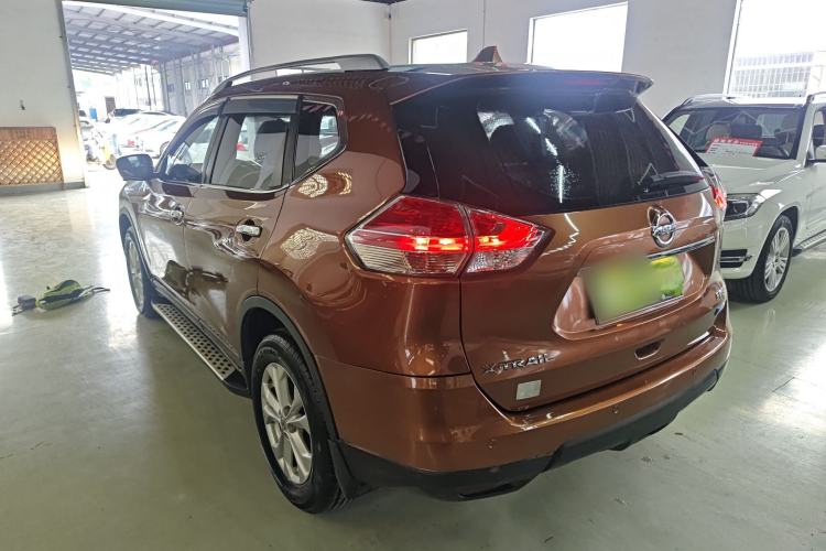 Used Nissan X-Trail 2015 2.0L CVT Comfort MAX Edition 2WD Rear Left 45 Deg