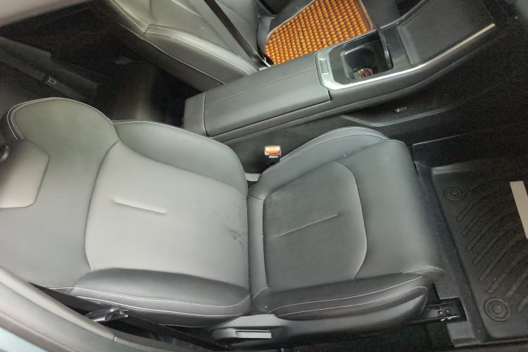 Used Livan Livan 7 2023 605 km ZHU FENG