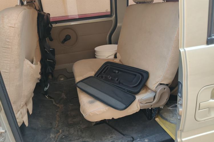 Used Dongfeng Xiaokang V29 2012 1.2L Standard Version Left Rear Seat