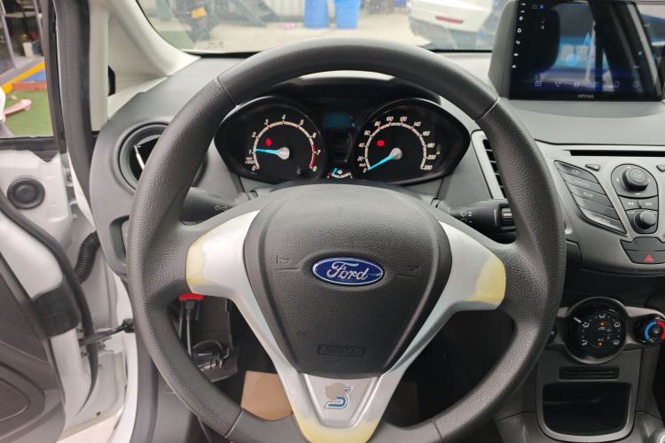 Used Ford Fiesta 2013 Sedan 1.5L Manual Fashion Edition