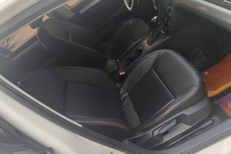 Used Volkswagen Lamando 2015 230TSI DSG Fashion Edition