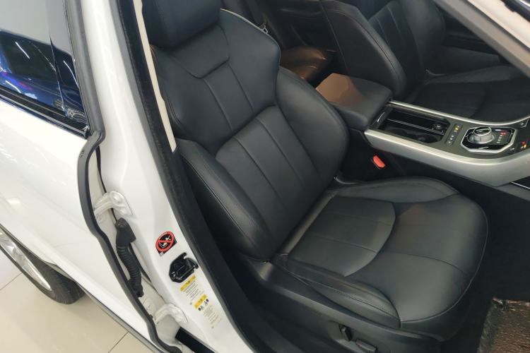 Used Land Rover Range Evoque 2016 2.0T SE Smart Glow Edition
