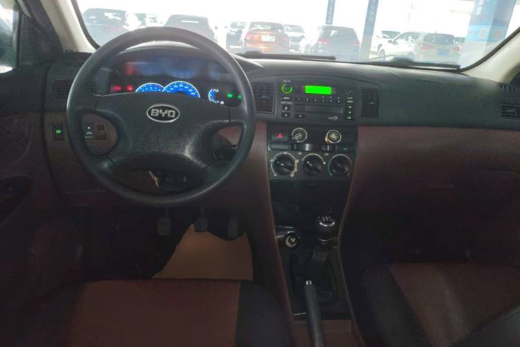 Used BYD F3 2012 Energy-Saving Model 1.5L Manual Comfort Version
