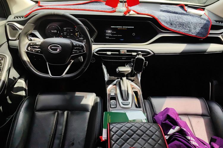 Used GAC Trumpchi GS4 2022 270T Automatic Smart Drive Technology Edition (Upgraded Version) Center Console