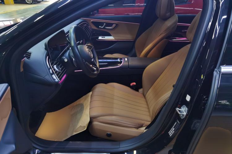 Used Mercedes-Benz E-Class 2024 E 260 L
