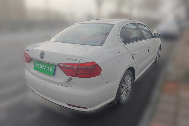 Used Volkswagen Lavida 2013 Restyled Classic 1.6L Manual Comfort Edition