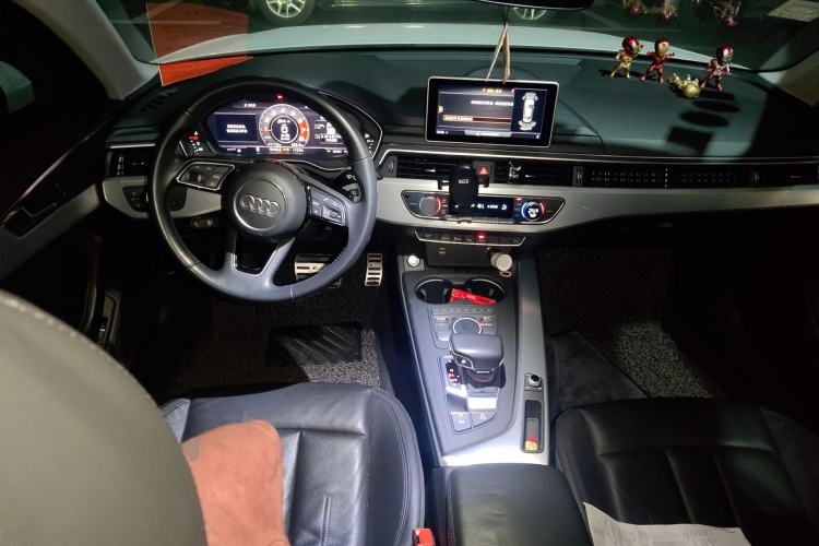 Used Audi A4L 2019 40 TFSI Fashion Edition China VI Emission Standard
