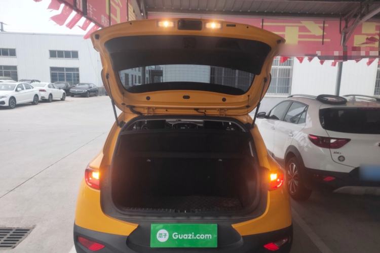 Used Kia kx1 Stonic 2021 1.4L CVT Fun & Sunroof Model
