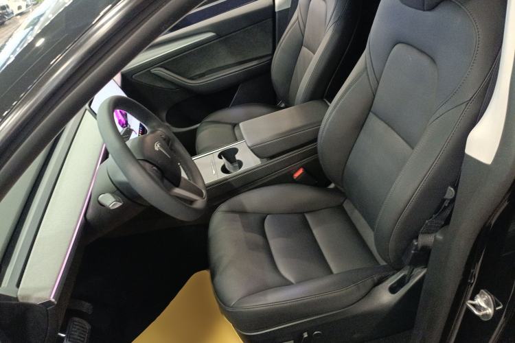 Used Tesla Model Y 2023 Rear-Wheel-Drive Version