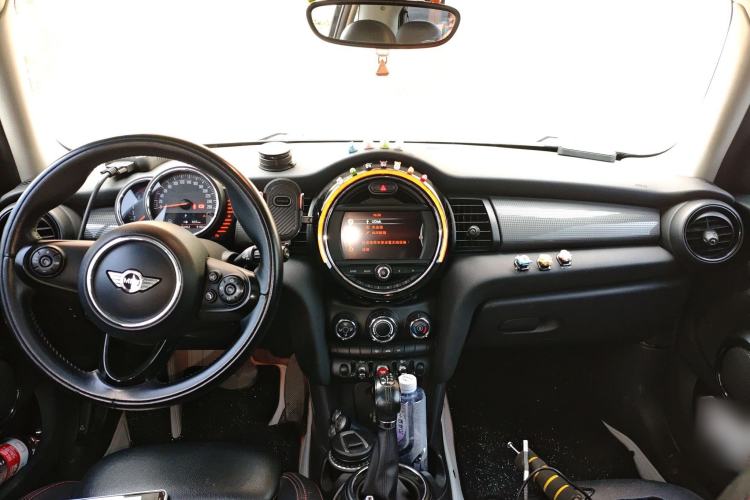 Used MINI MINI 2015 1.5T COOPER Fun Five-Door Edition