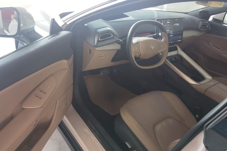 Used ARCFOX Alpha S5 2024 708MAX 200kW Driver Seat