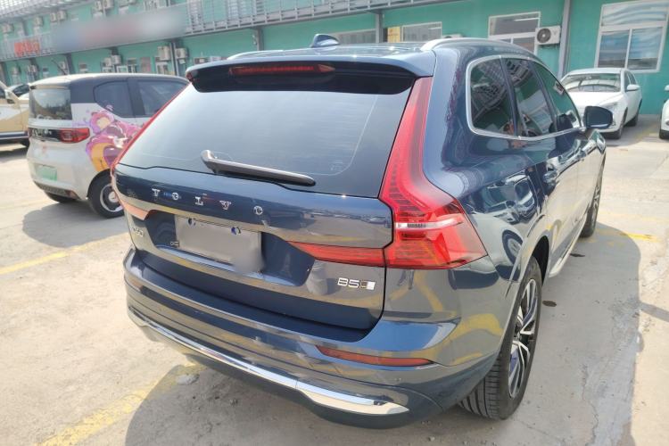 Used Volvo XC60 2023 B5 4x4 Smart Luxury Edition