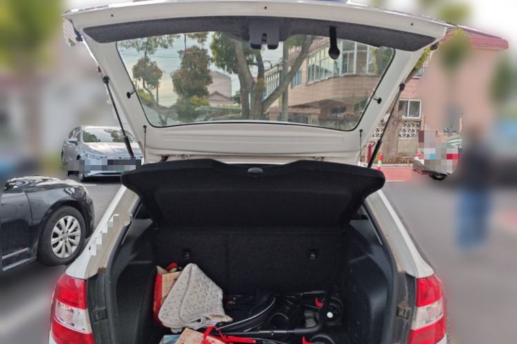 Used Skoda Rapid Spaceback 2016 Revised 1.6L Automatic Chuanxing Version Trunk