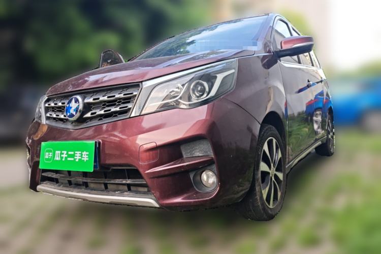 Used Venucia M50V 2017 1.5L XL Manual Comfort Edition