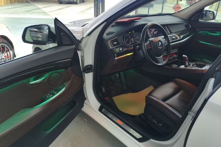 Used BMW 5 Series GT 2014 528i Luxury Edition