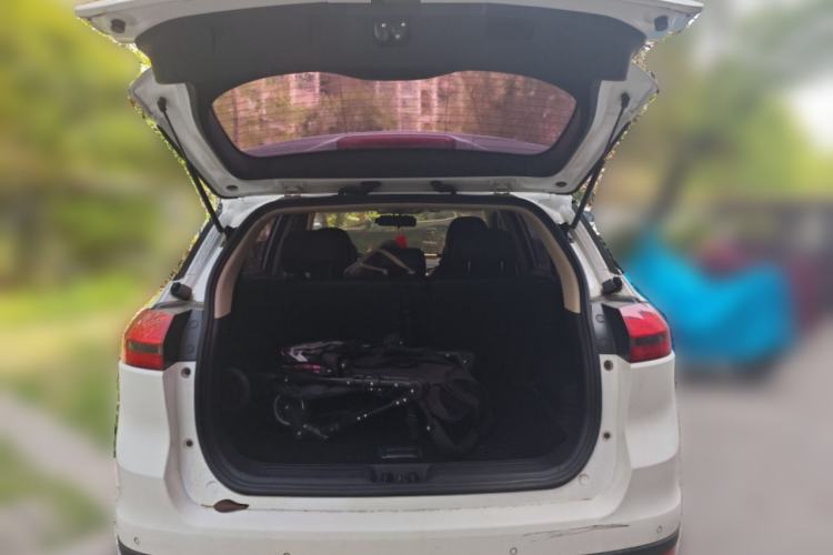 Used Geely Auto Emgrand X7 Sport 2016 1.8TD Automatic Smart Connectivity Version Trunk