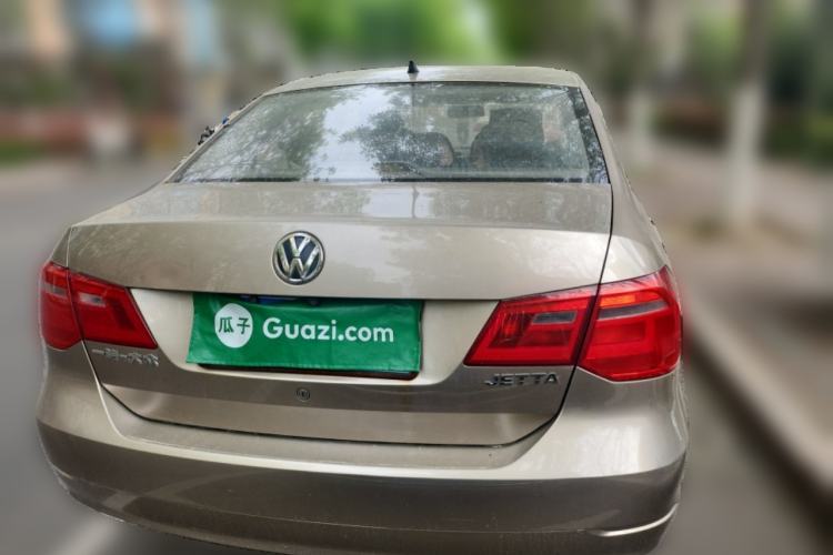 Used Volkswagen Jetta 2013 1.6L Manual Fashion Edition Rear