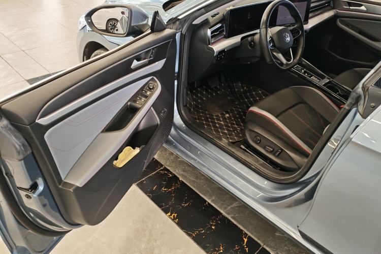 Used Volkswagen Lamando 2022 Lavida L 280TSI DSG Cool & Spicy Edition
