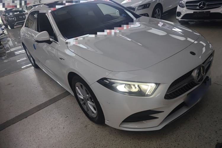 Used Mercedes-Benz A-Class 2021 A 200 L Sport Sedan Fashion Model
