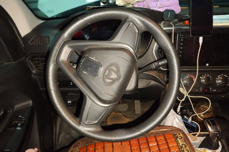 Used CHANGAN KAICHENG Ruixing EM80 2024 Comfort-Style 6-Seater 41.86 kWh
